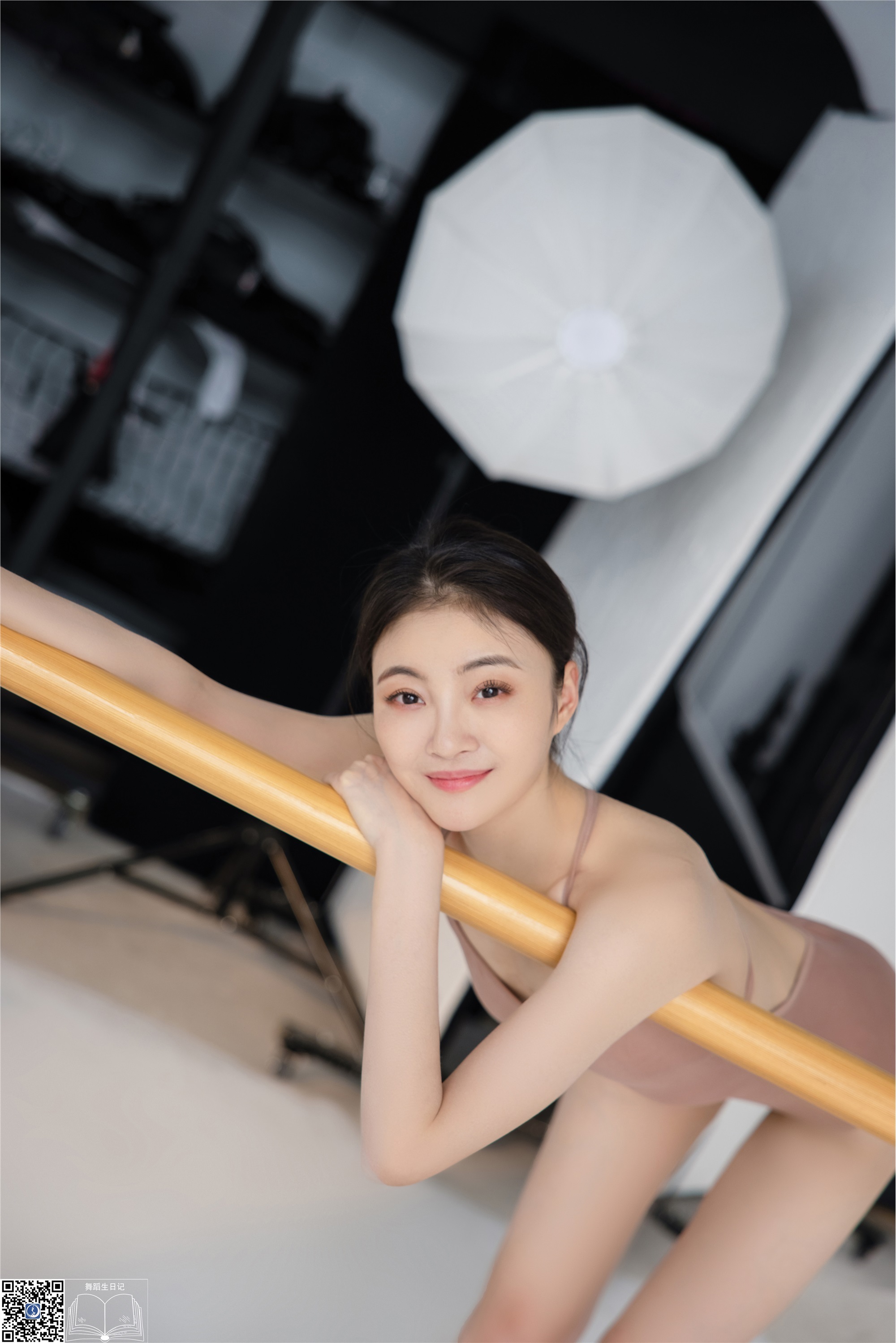 GALLI嘉丽 舞蹈生日记 001 - 毛毛